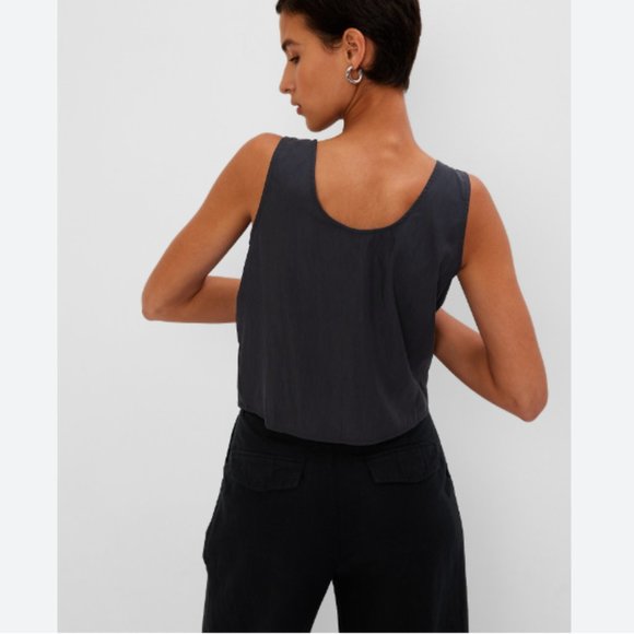 Gap TENCEL Lyocell Cropped Knot Tank Top size M - Picture 11 of 13